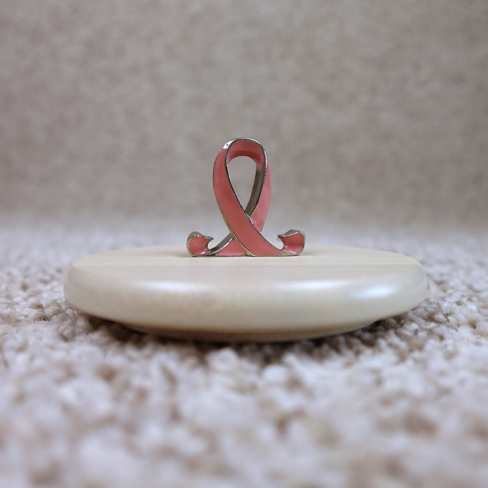 Longaberger 2009 Horizon of Hope Wood Lid Pink Ribbon Knob Dresden OH